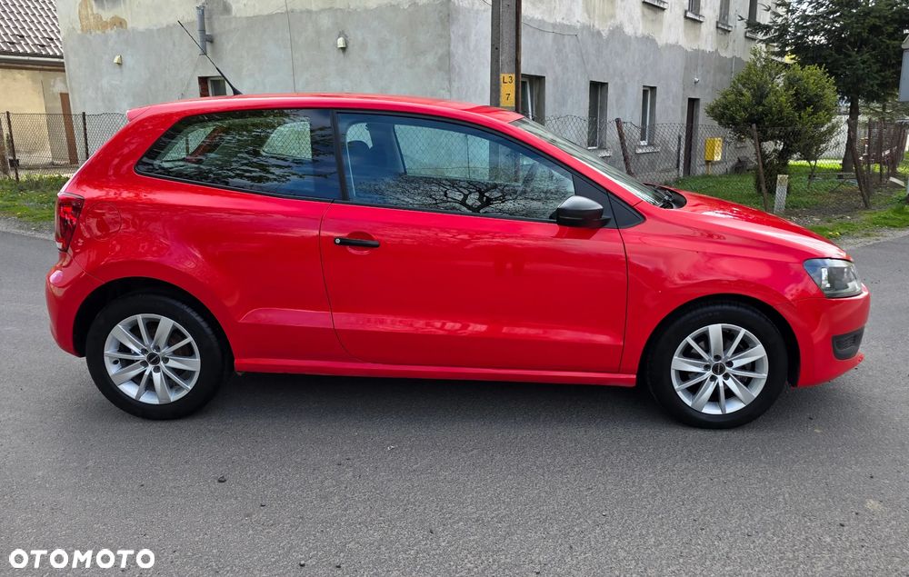 Volkswagen Polo - 8