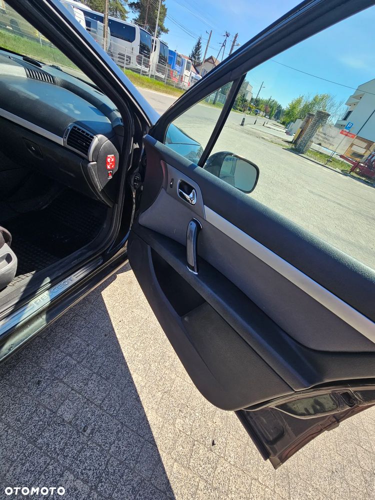 Peugeot 407 2.0 HDI ST Komfort EU4 - 15