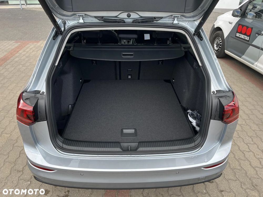 Volkswagen Golf VIII 2.0 TDI Life DSG - 17
