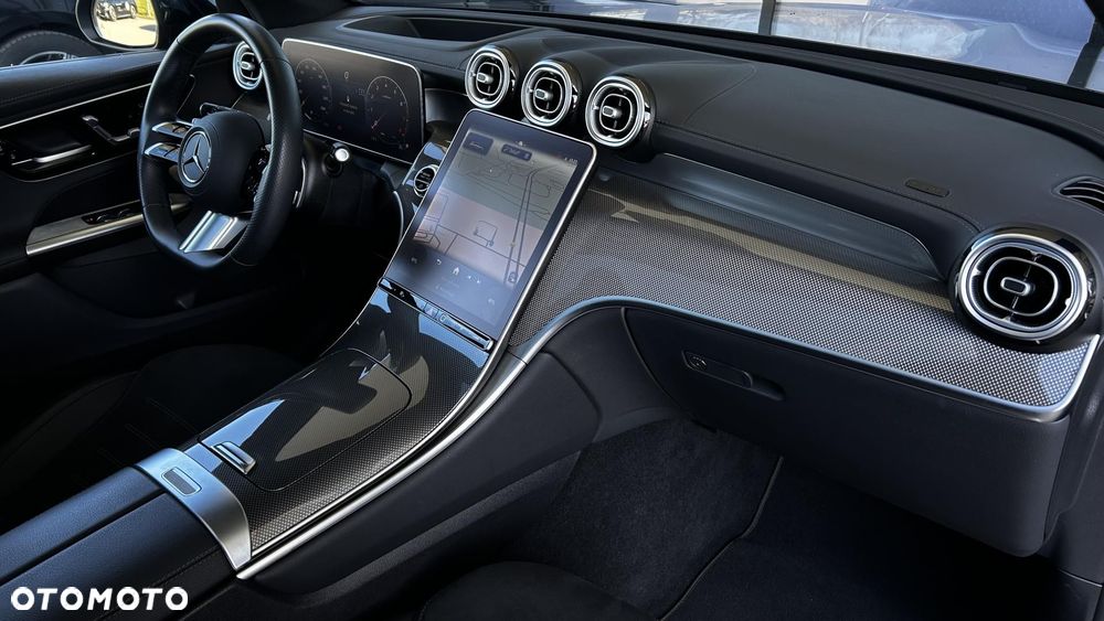 Mercedes-Benz GLC - 24