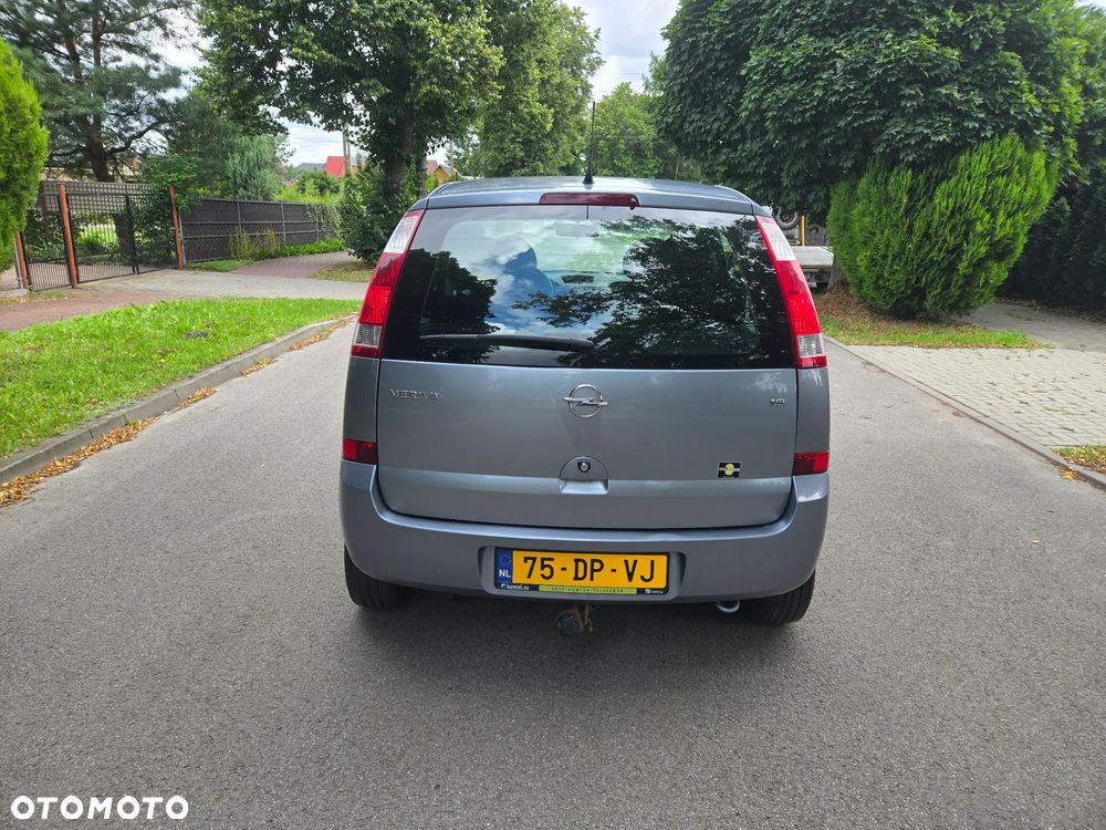 Opel Meriva 1.6 16V (Essentia) - 4