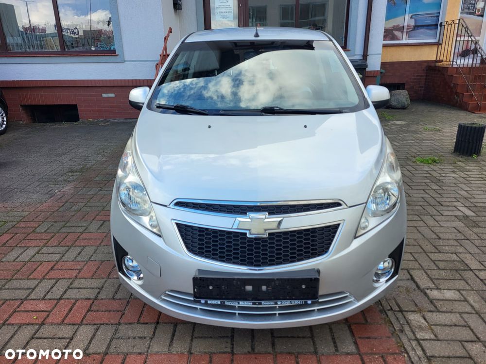 Chevrolet Spark 1.0 Base+ - 4