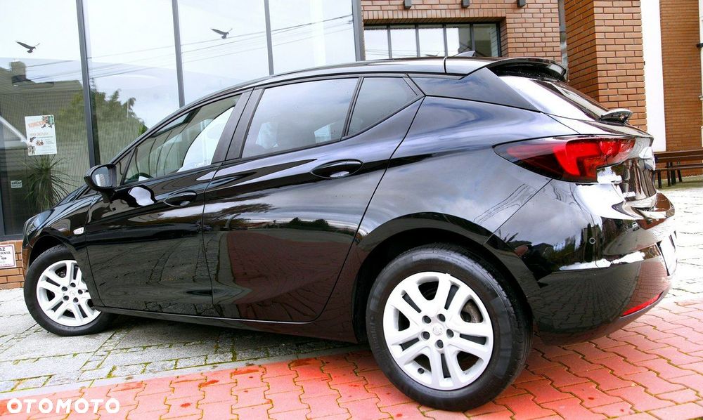 Opel Astra - 33