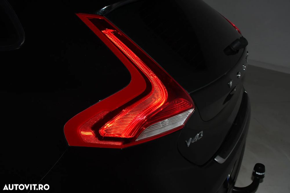 Volvo V40 - 30