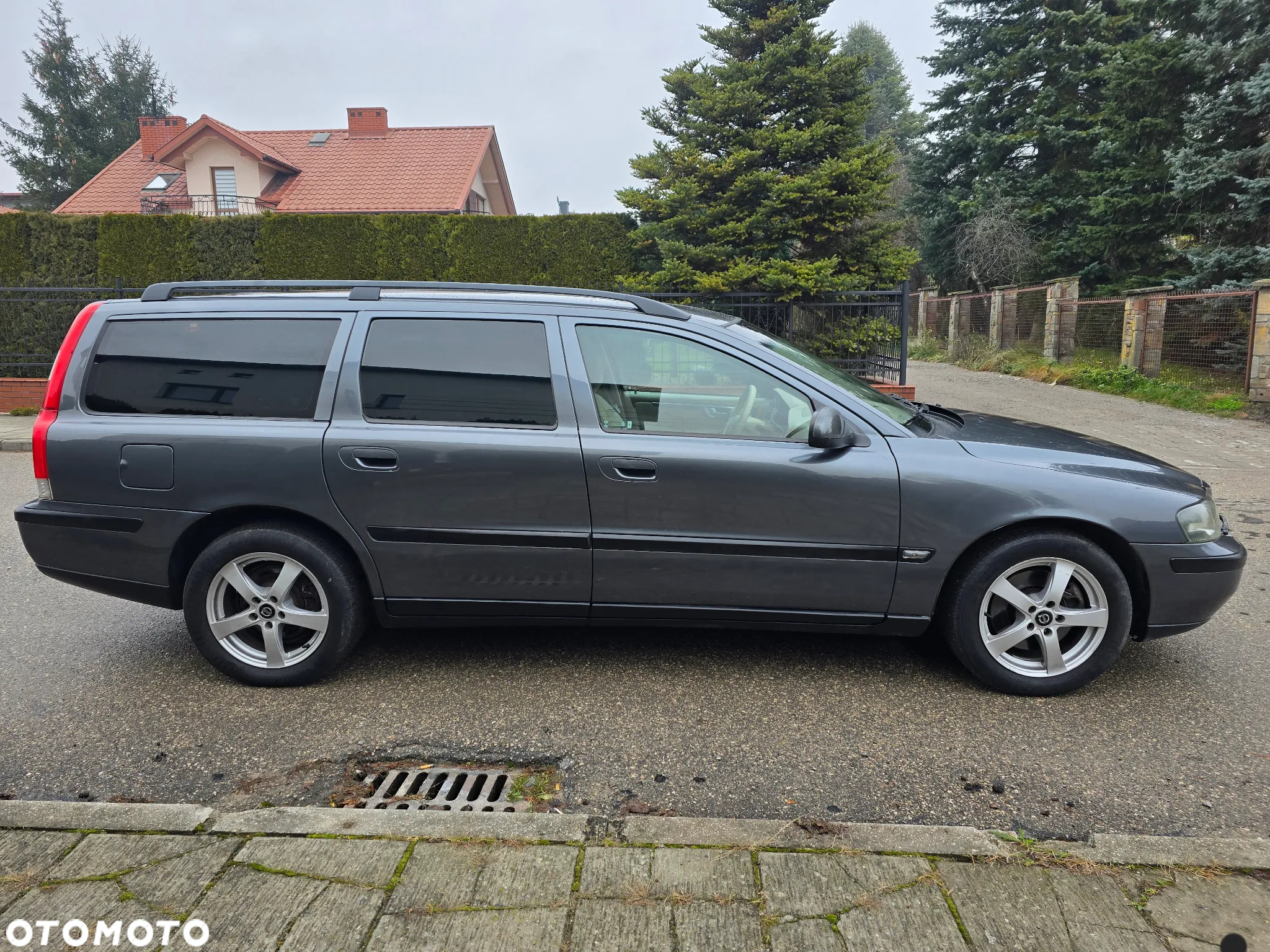 Volvo V70 2.5 T Kinetic - 29