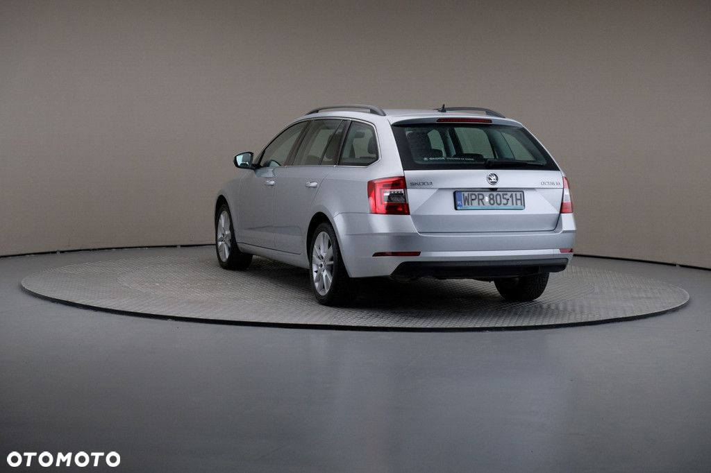 Skoda Octavia - 2