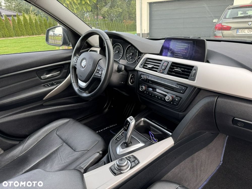 BMW Seria 3 318d Luxury Line - 16