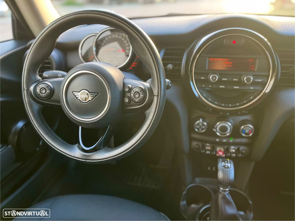 MINI 3 Portas One Aut. - 2