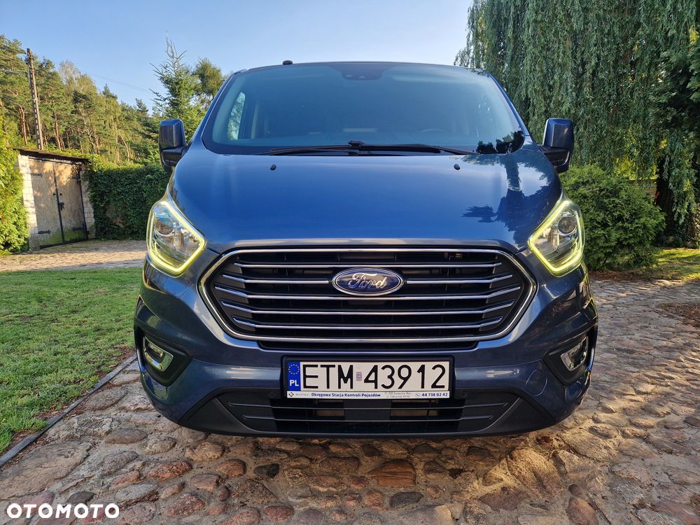 Ford Tourneo Custom - 3