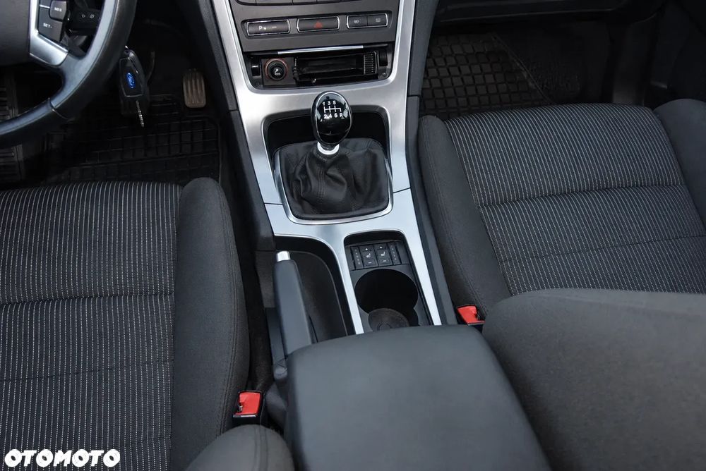 Ford Mondeo 2.2 TDCi Ghia X - 16