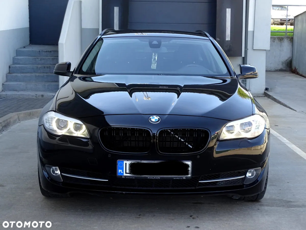 BMW Seria 5 528i xDrive - 2