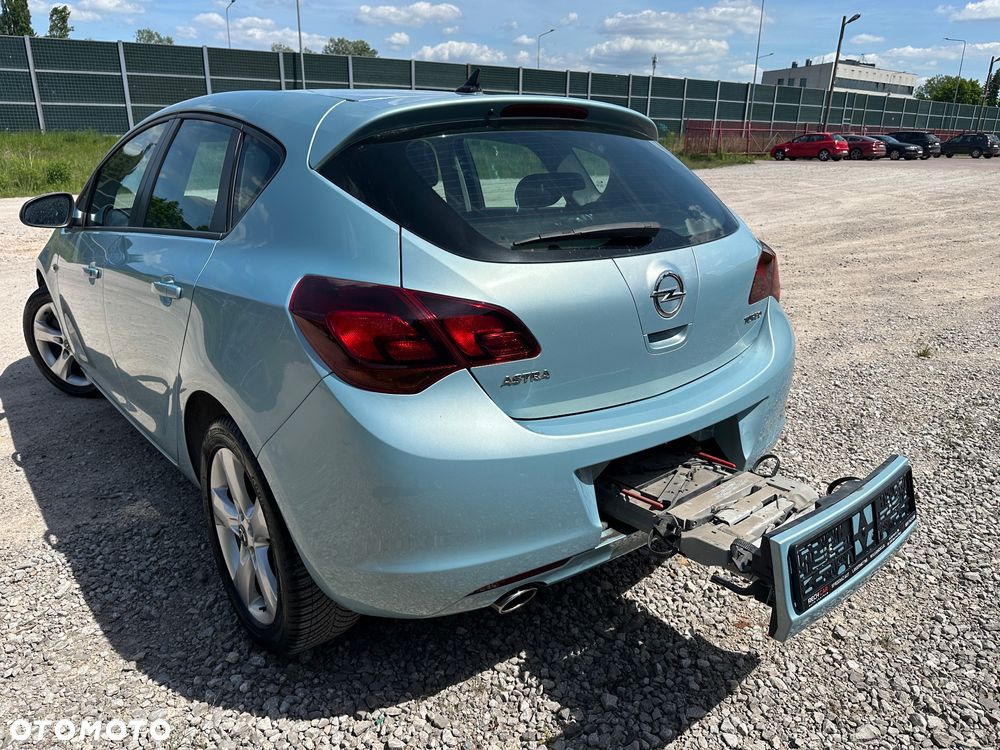 Opel Astra 1.6 Turbo Edition - 5