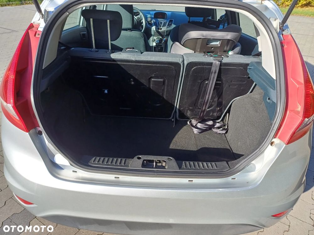 Ford Fiesta 1.25 Ambiente EU5 - 15