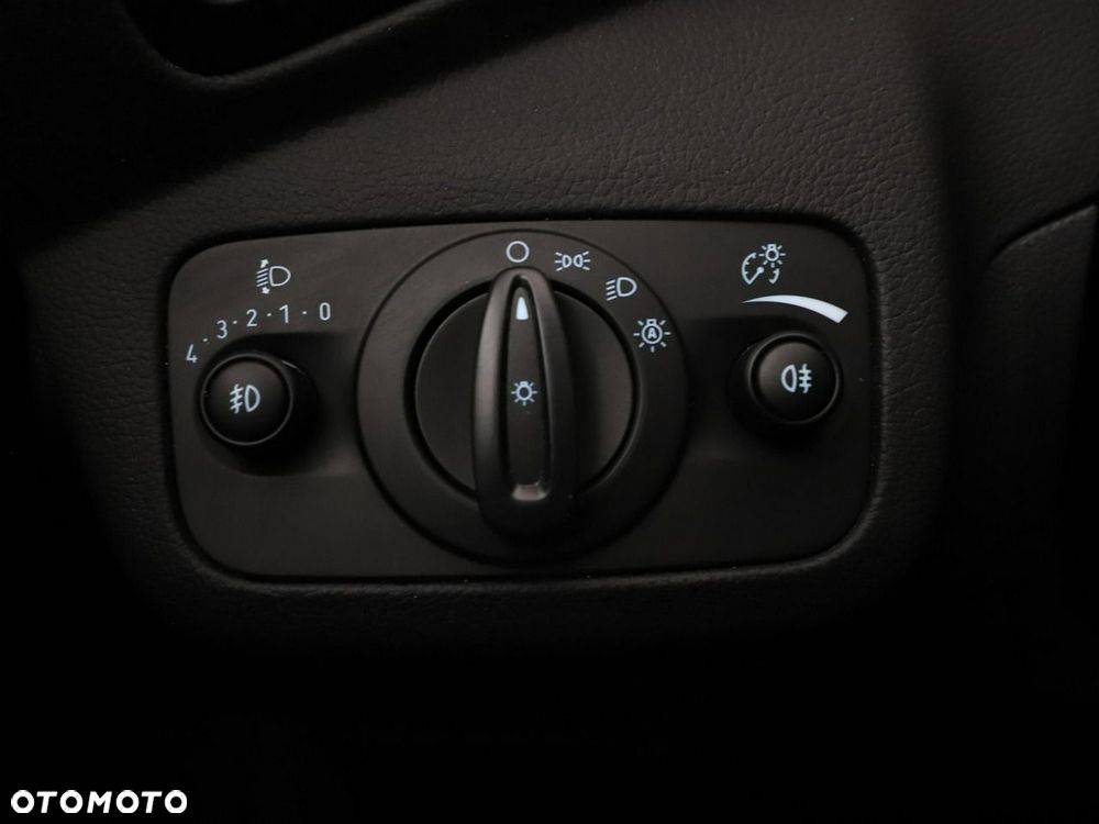 Ford Kuga 2.0 TDCi 4x2 Titanium - 32