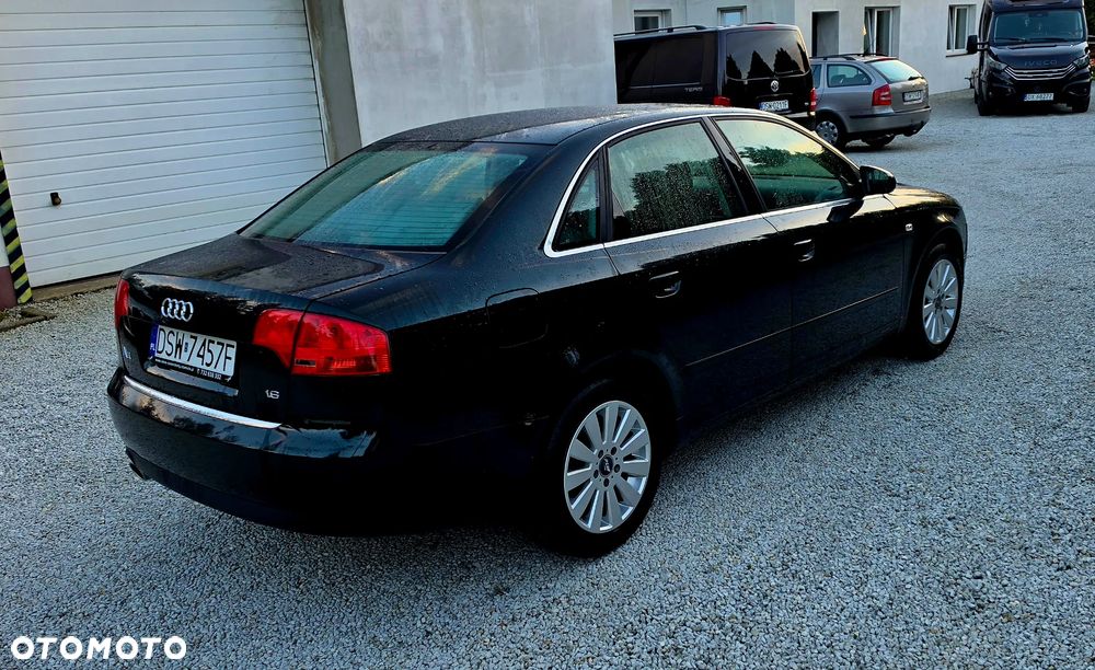 Audi A4 Limousine - 5