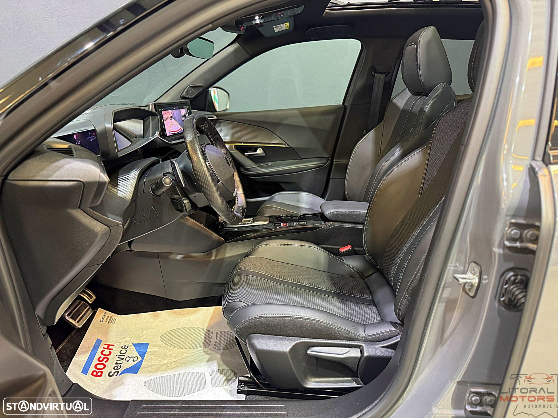 Peugeot 2008 1.2 PureTech GT EAT8 - 14