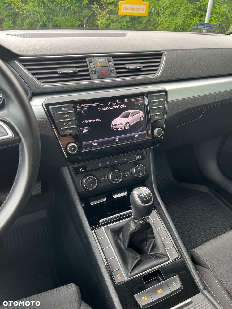 Skoda Superb 1.8 TSI Ambition - 12