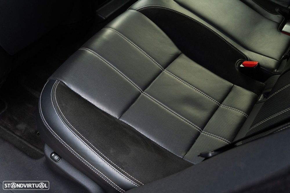 Land Rover Range Rover Velar 2.0 D R-Dynamic - 56