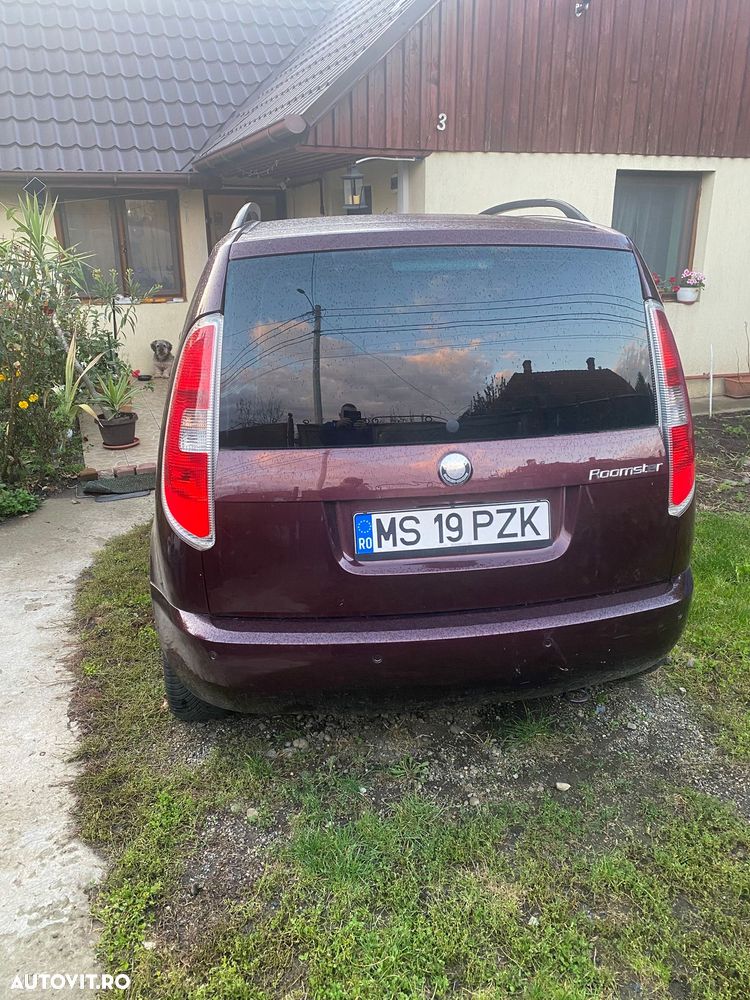 Skoda Roomster 1.6 16V Tiptronic Style - 2