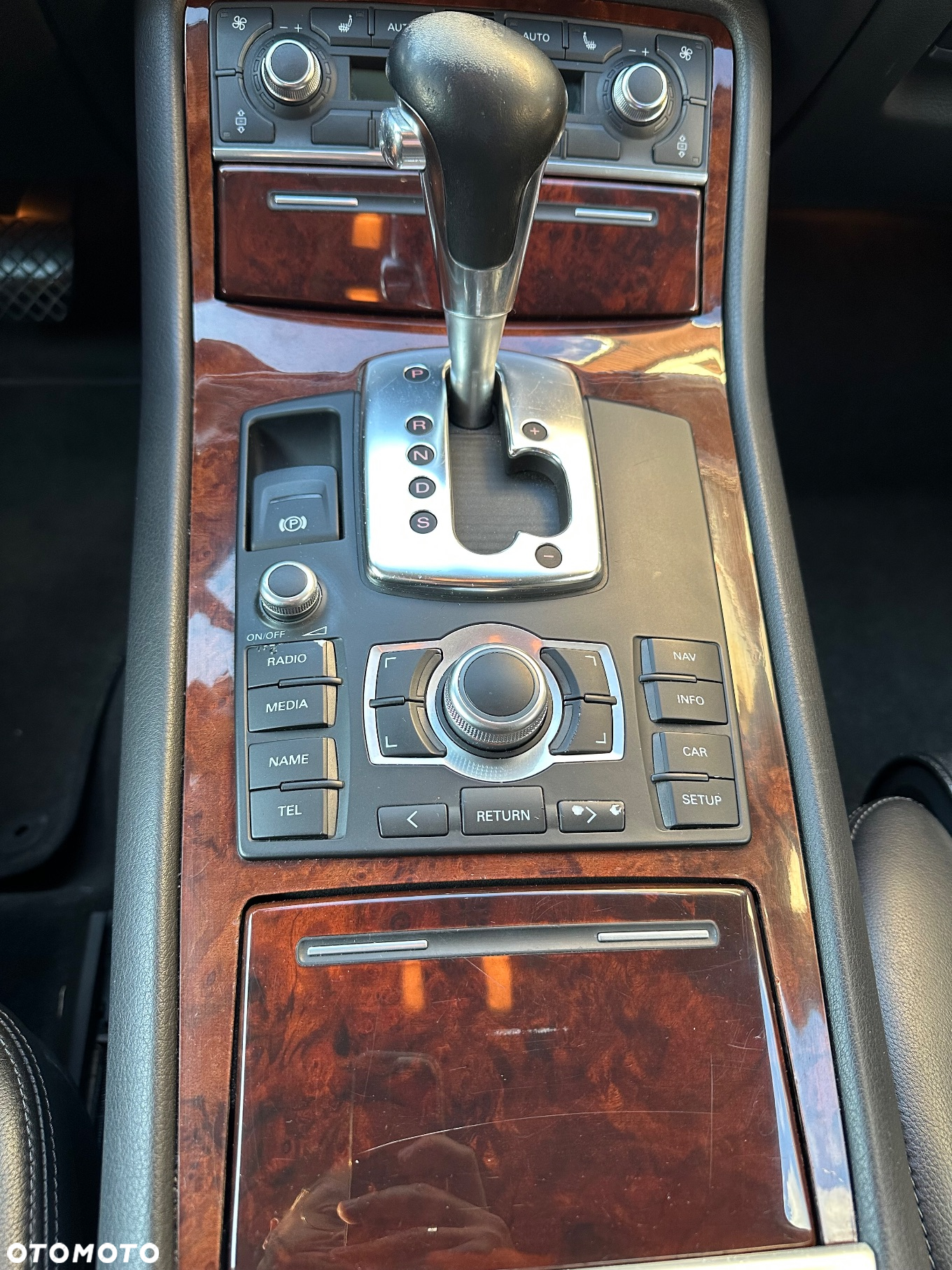 Audi A8 4.2 TDI DPF Quattro - 10