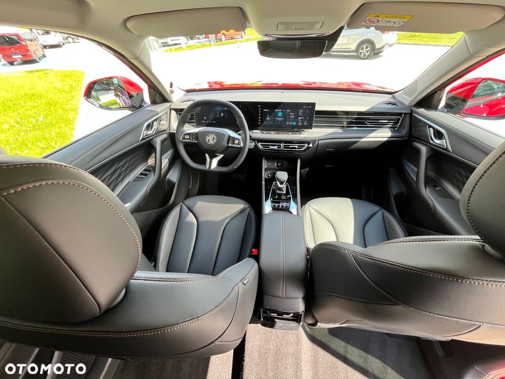 MG HS 1.5T HEV+ Exclusive - 12