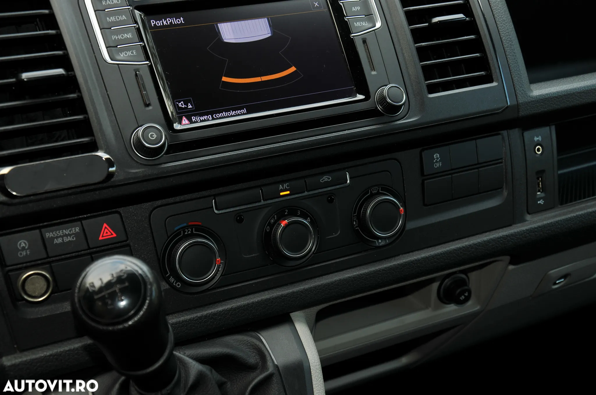 Volkswagen TRANSPORTER - 11
