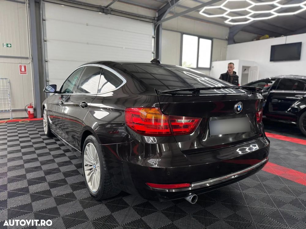 BMW Seria 3 320d - 4