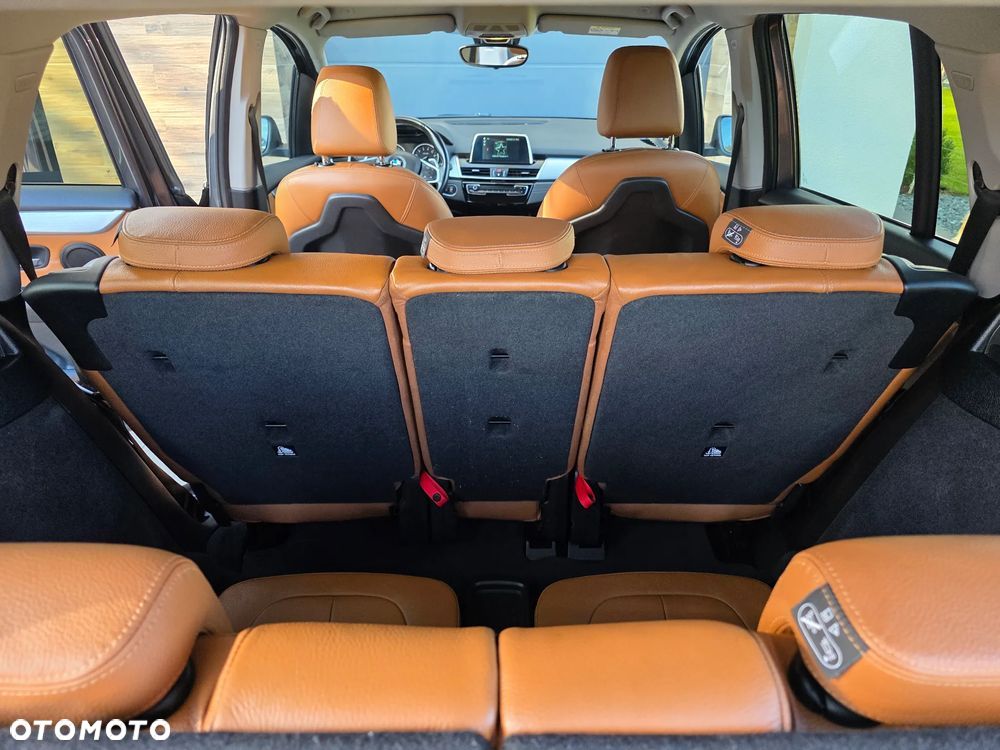 BMW Seria 2 220i GT Luxury Line sport - 36