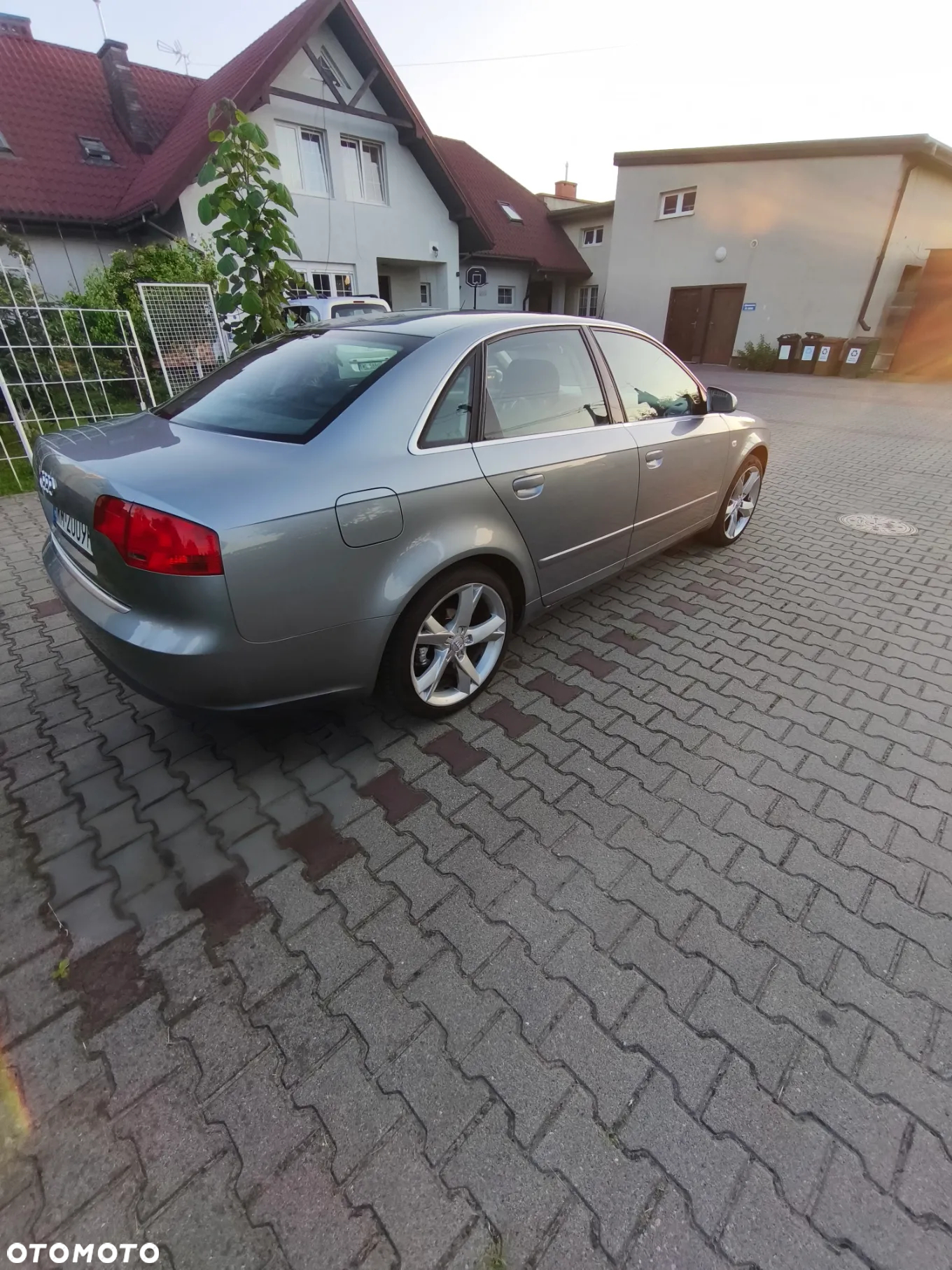 Audi A4 2.0 - 5