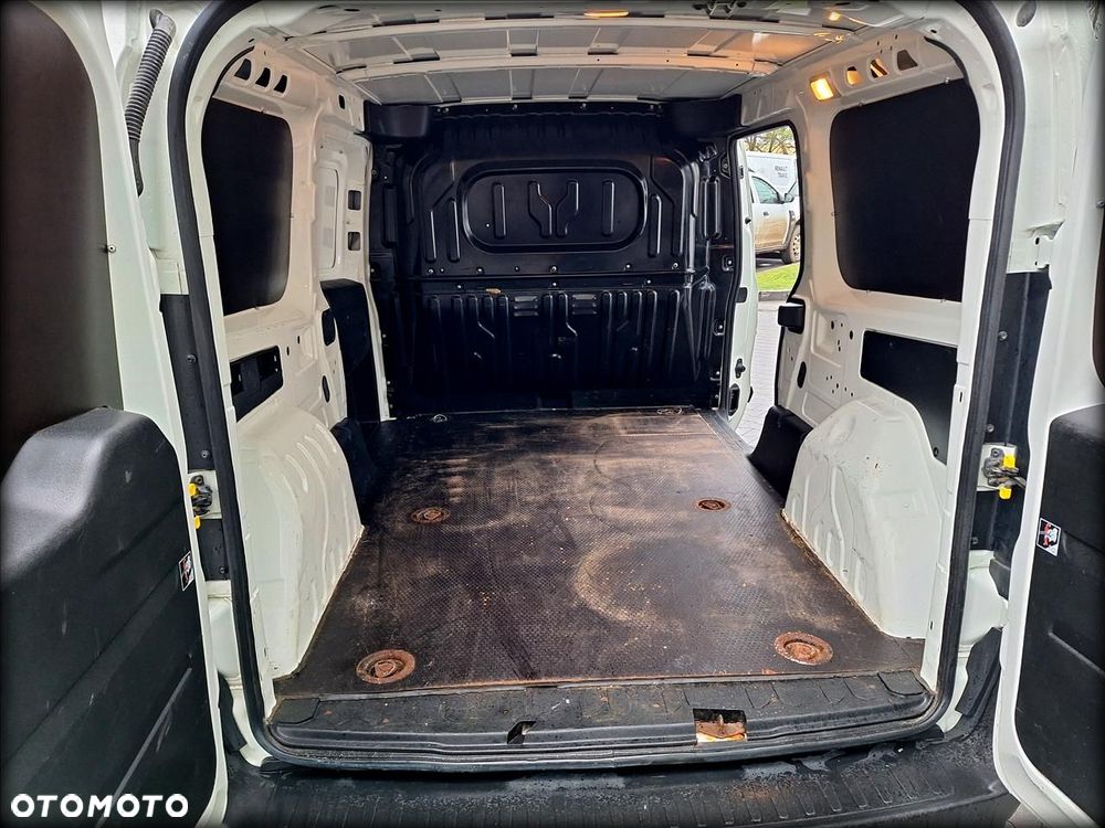 Fiat doblo-cargo/van - 12