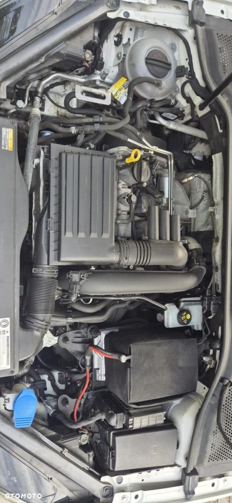 Volkswagen Golf - 9