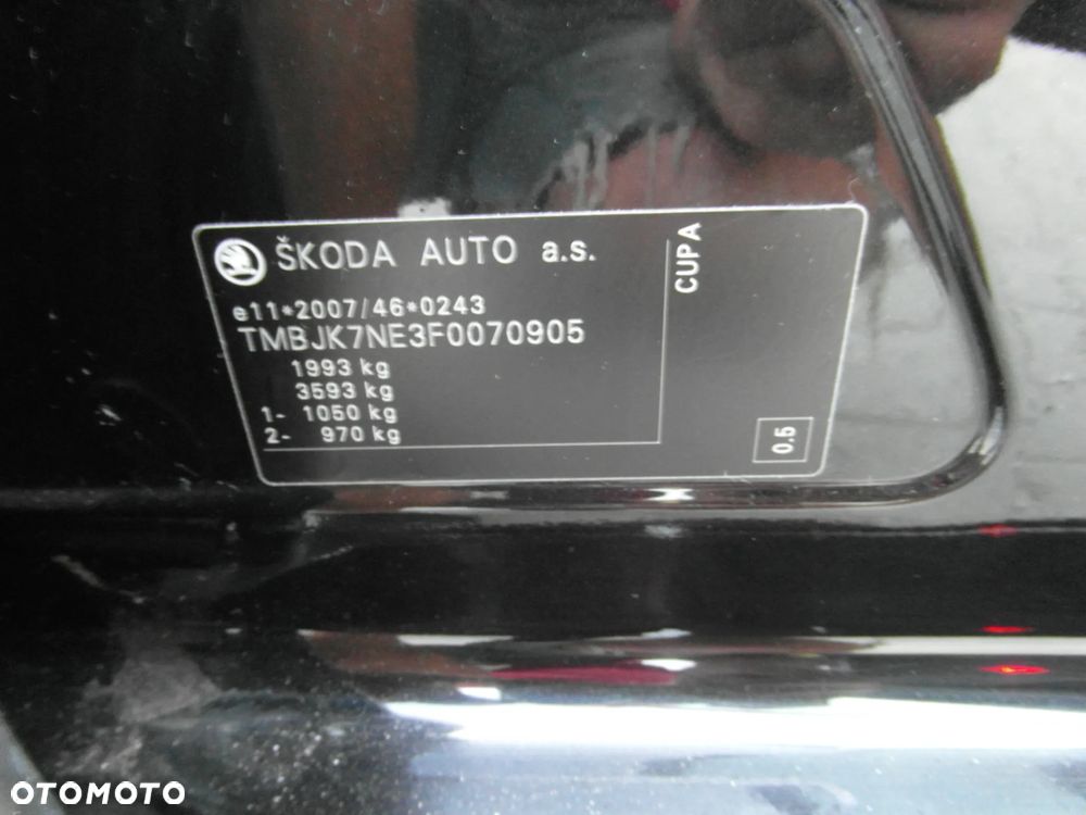 Skoda Octavia 2.0 TDI (Green tec) DSG RS - 40