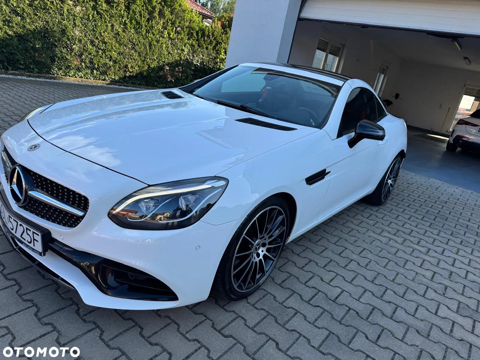 Mercedes-Benz SLC 200 9G-Tronic - 8