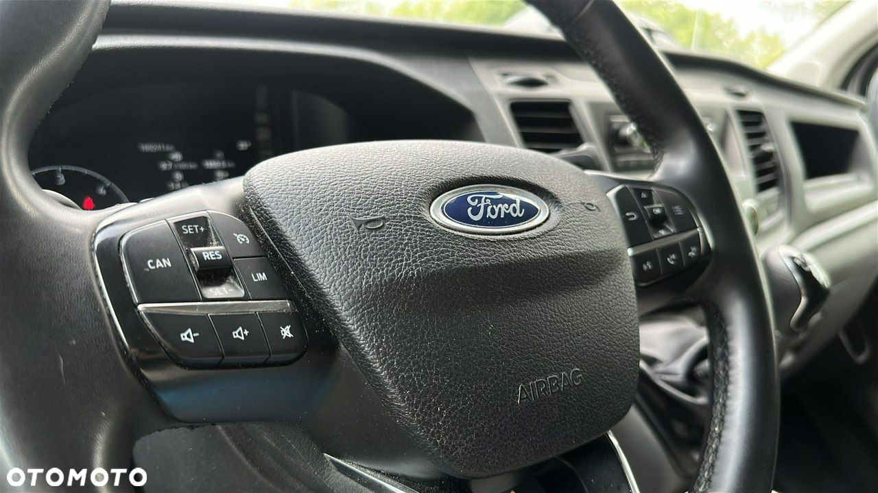 Ford Transit - 19