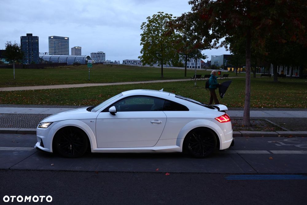Audi TT Coupé - 18