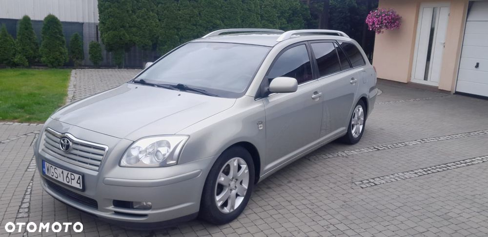 Toyota Avensis 2.0 D-4D High - 2