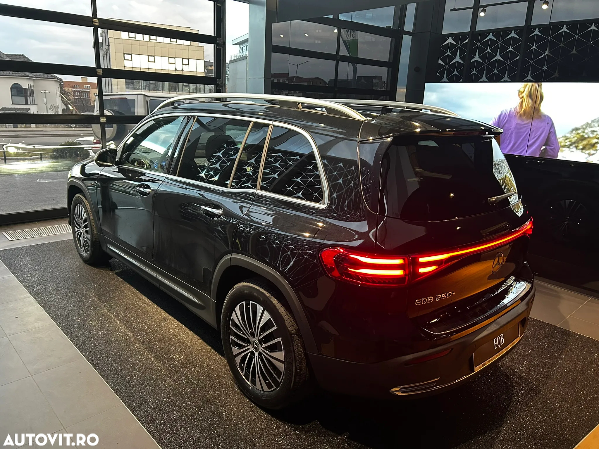 Mercedes-Benz EQB 250+ - 2