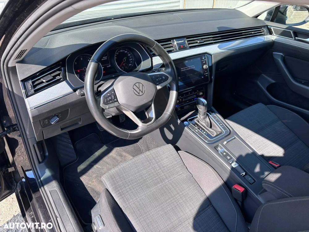 Volkswagen Passat 2.0 TDI SCR DSG Business - 18