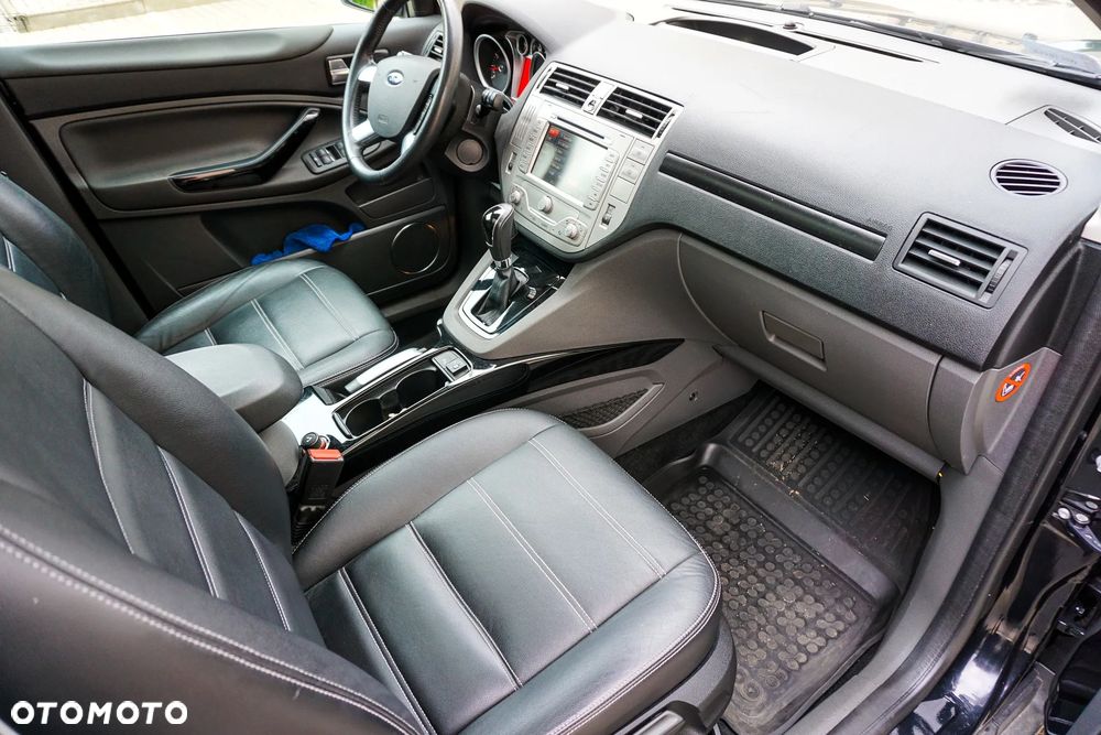 Ford Kuga 2.5 4x4 Titanium - 35