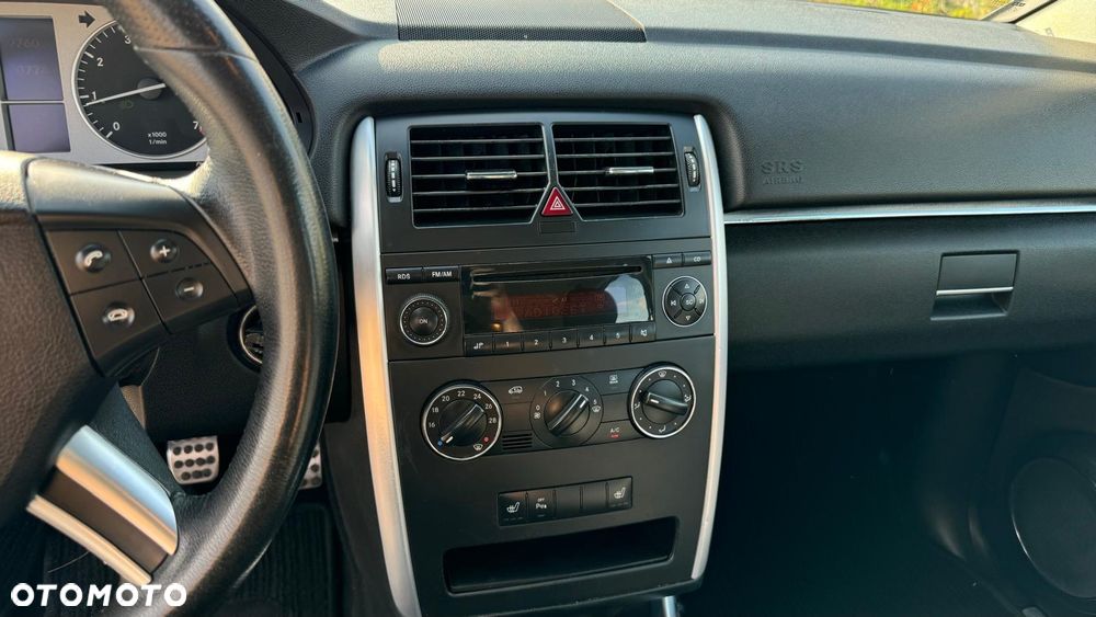 Mercedes-Benz Klasa B 170 - 13