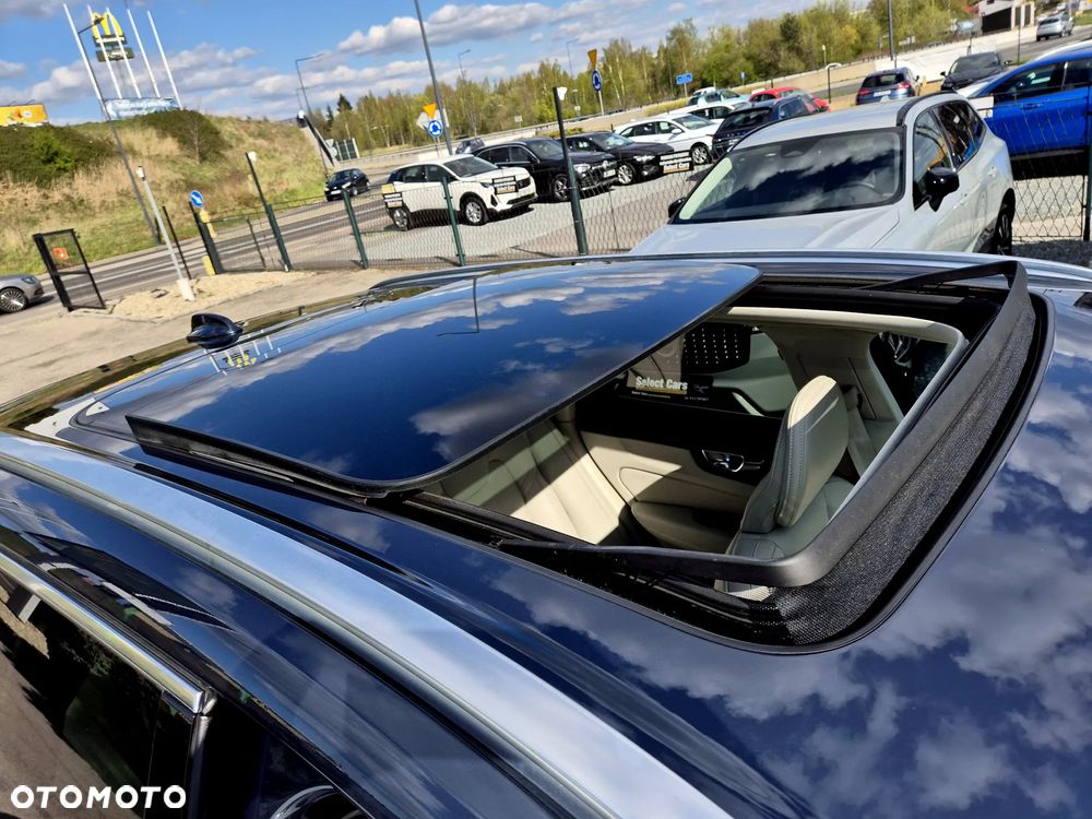 Volvo XC 60 B4 D AWD Geartronic Inscription - 38