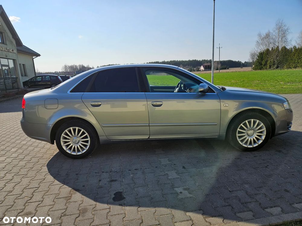 Audi A4 Limousine 2 - 6