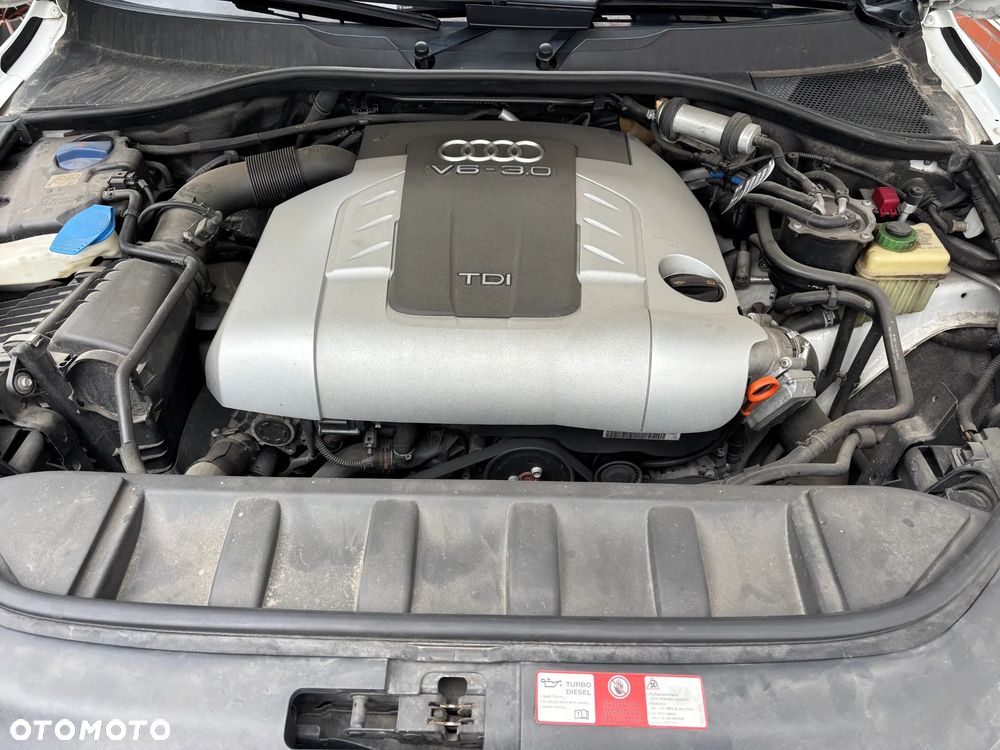 Audi Q7 3.0 TDI DPF Quattro Tiptronic - 9