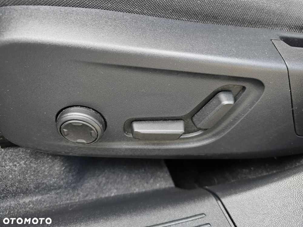 Volvo XC 40 T5 AWD Geartronic Momentum Pro - 14
