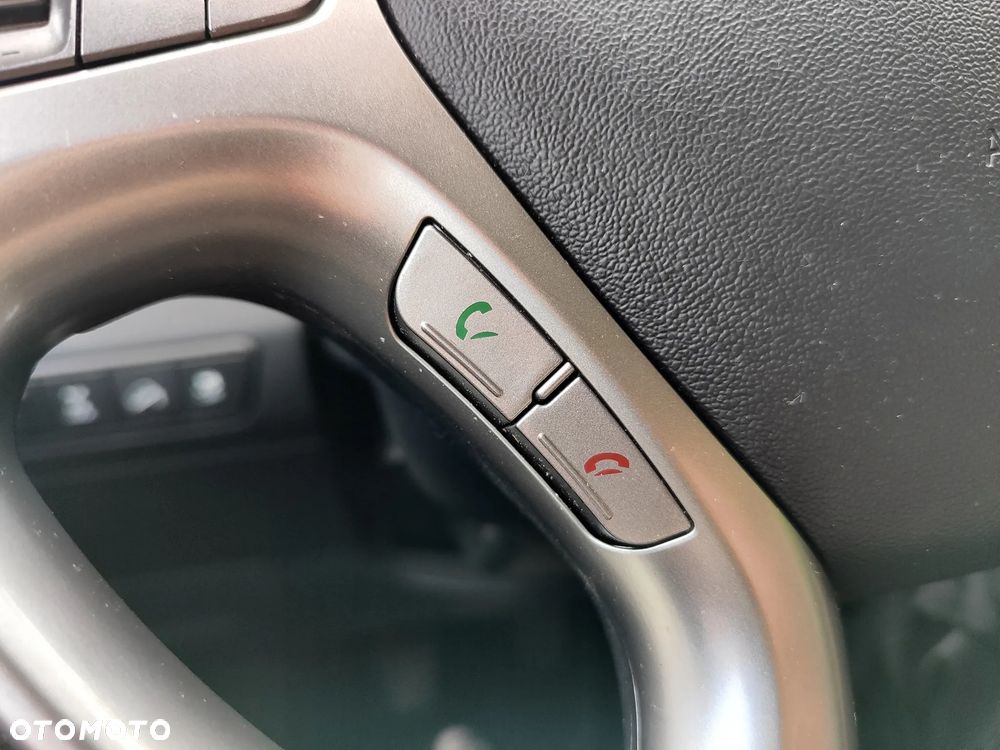 Hyundai ix35 2.0 4WD Style - 18