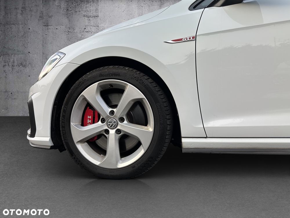 Volkswagen Golf 2.0 TSI BMT GTI Performance DSG - 37