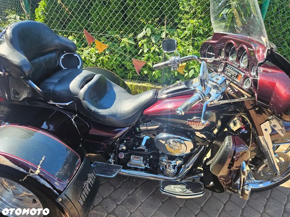 Harley-Davidson FLH Electra Glide - 31