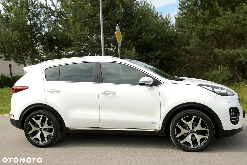 Kia Sportage 2,0 CRDI AWD GT Line - 10