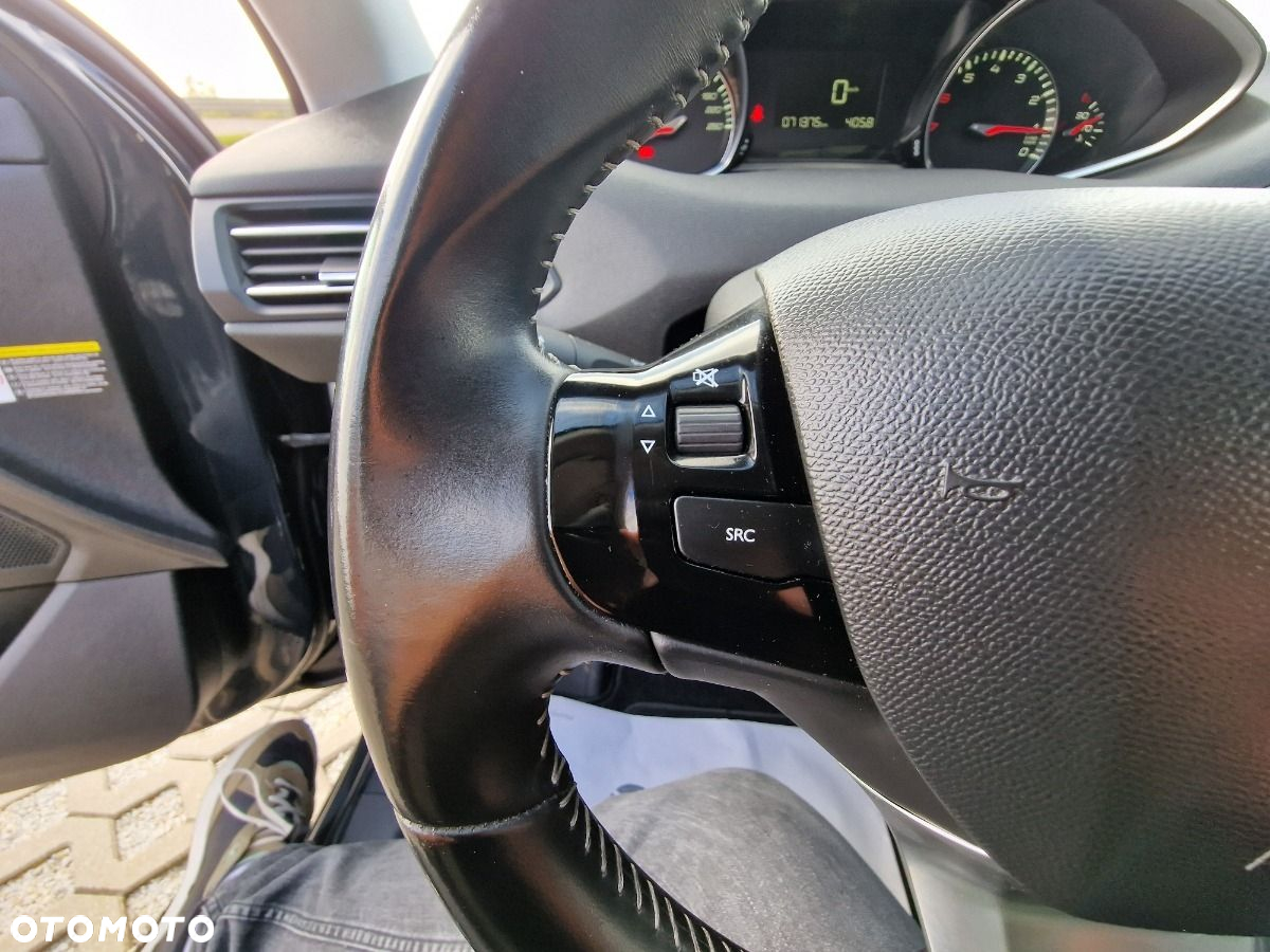 Peugeot 308 - 15