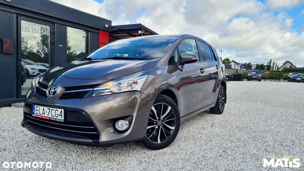 Toyota Verso - 35